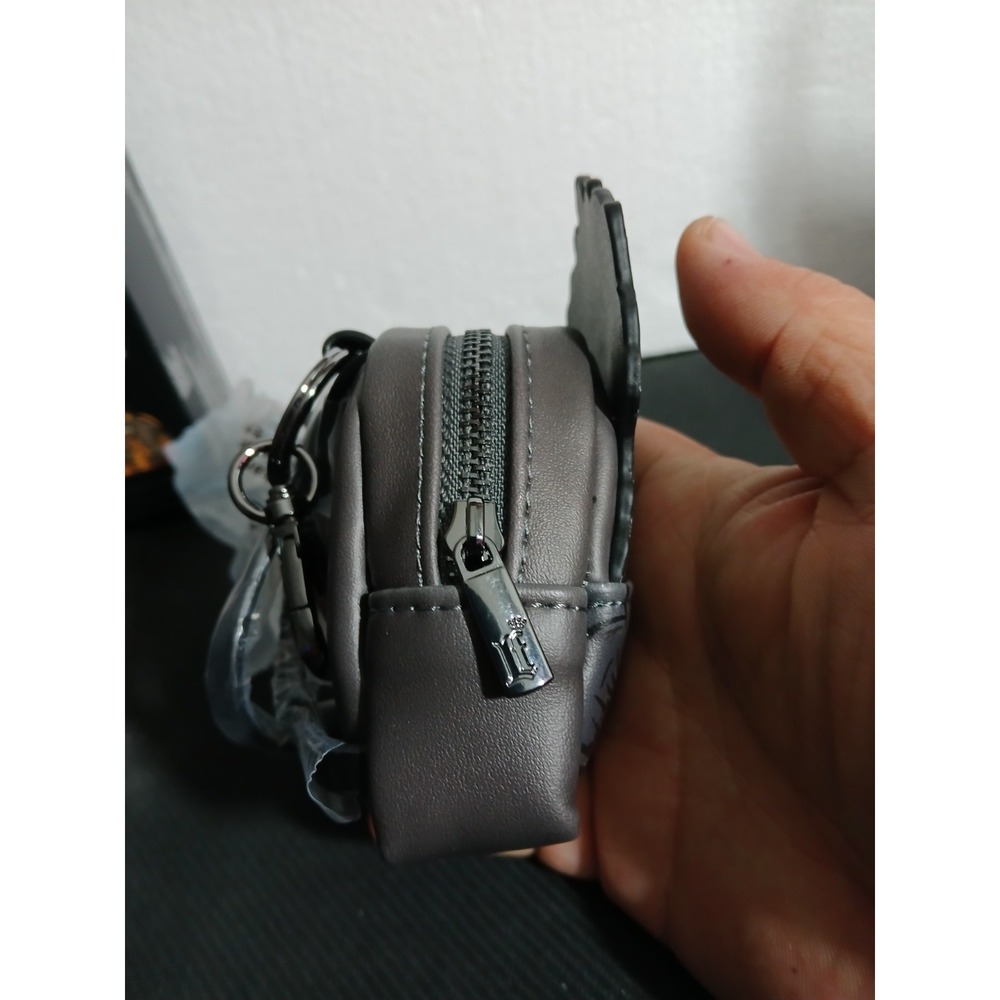 Godzilla Mini-Backpack Mystery Box Bag Charm - Entertainment Earth Exclusive - Picture 4 of 7
